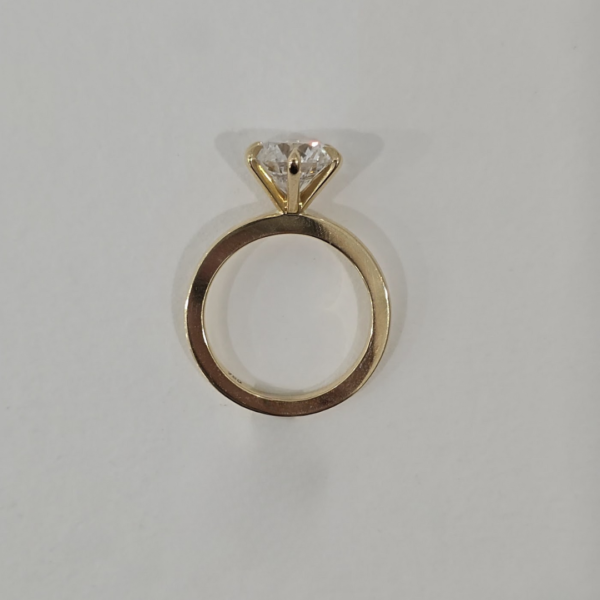 Hazel | 6 Claw 2.91ct Lab Diamond Round Solitaire in 18ct Yellow Gold - Image 3