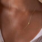 Blythe 9ct Yellow Gold Sideways Initial Necklace - Image 7